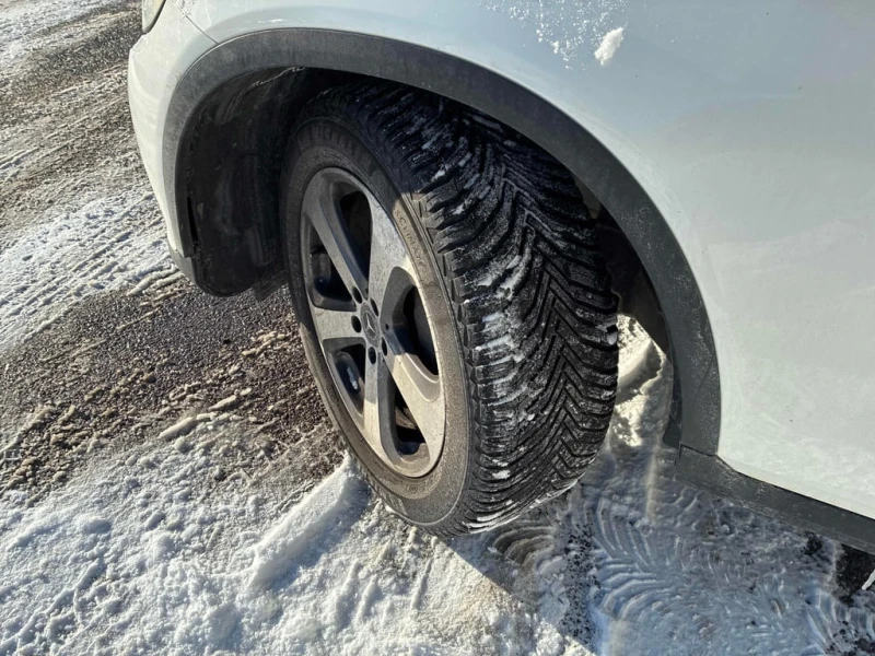 Mercedes-Benz GLC * 300 * CARFAX * БЕЗ ПЪРВОНАЧАЛНА ВНОСКА, снимка 7 - Автомобили и джипове - 53173645