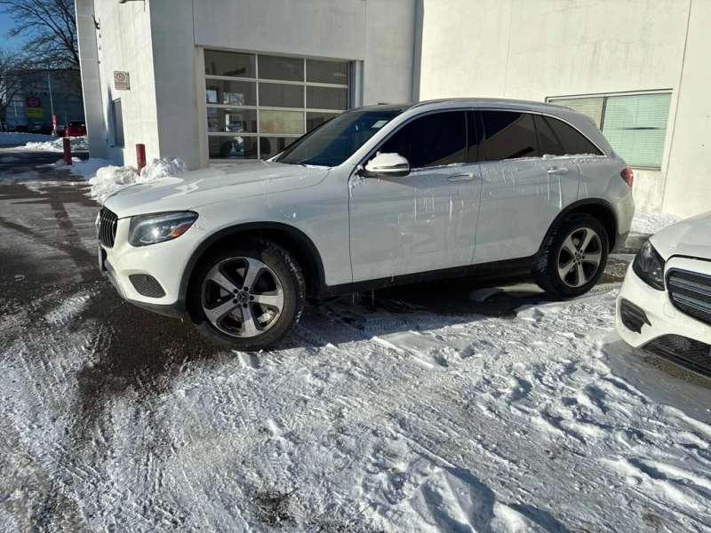 Mercedes-Benz GLC * 300 * CARFAX * БЕЗ ПЪРВОНАЧАЛНА ВНОСКА, снимка 2 - Автомобили и джипове - 53173645