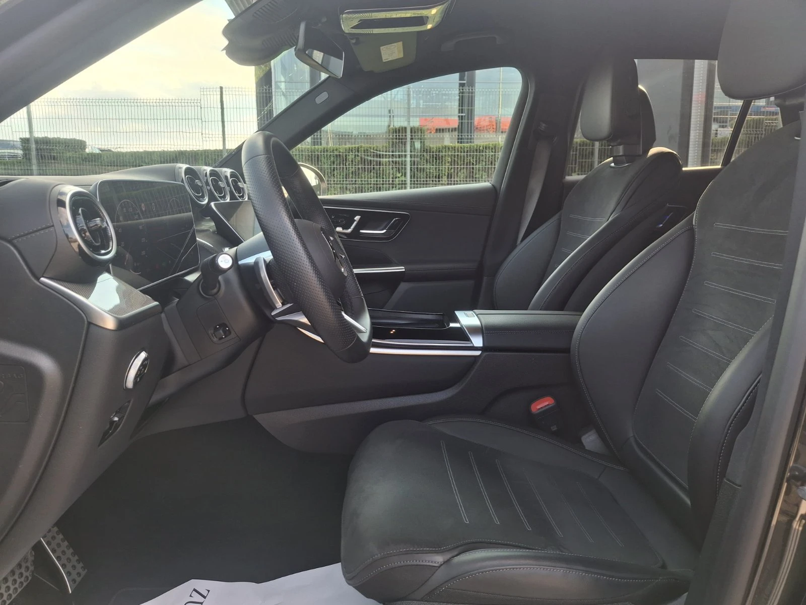 Mercedes-Benz GLC 300 de 4MATIC - изображение 8