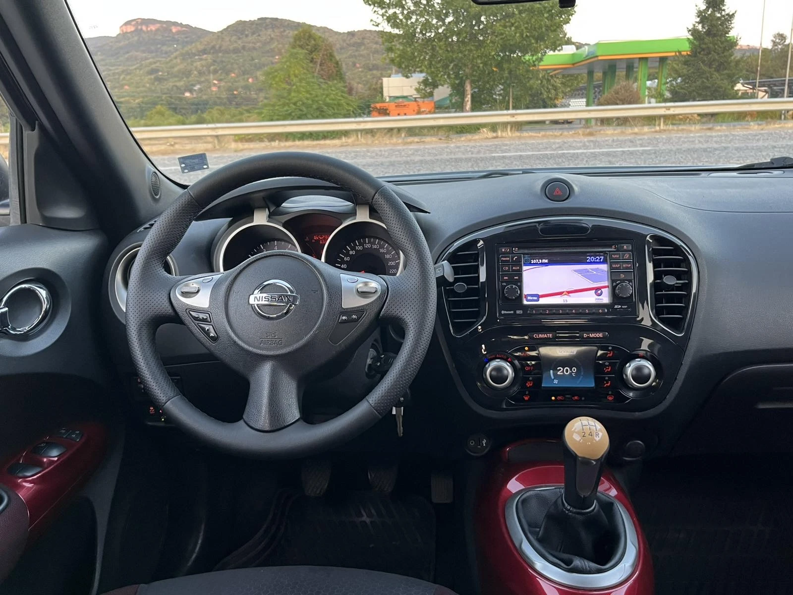 Nissan Juke 1.6I 117      | Mobile.bg   12
