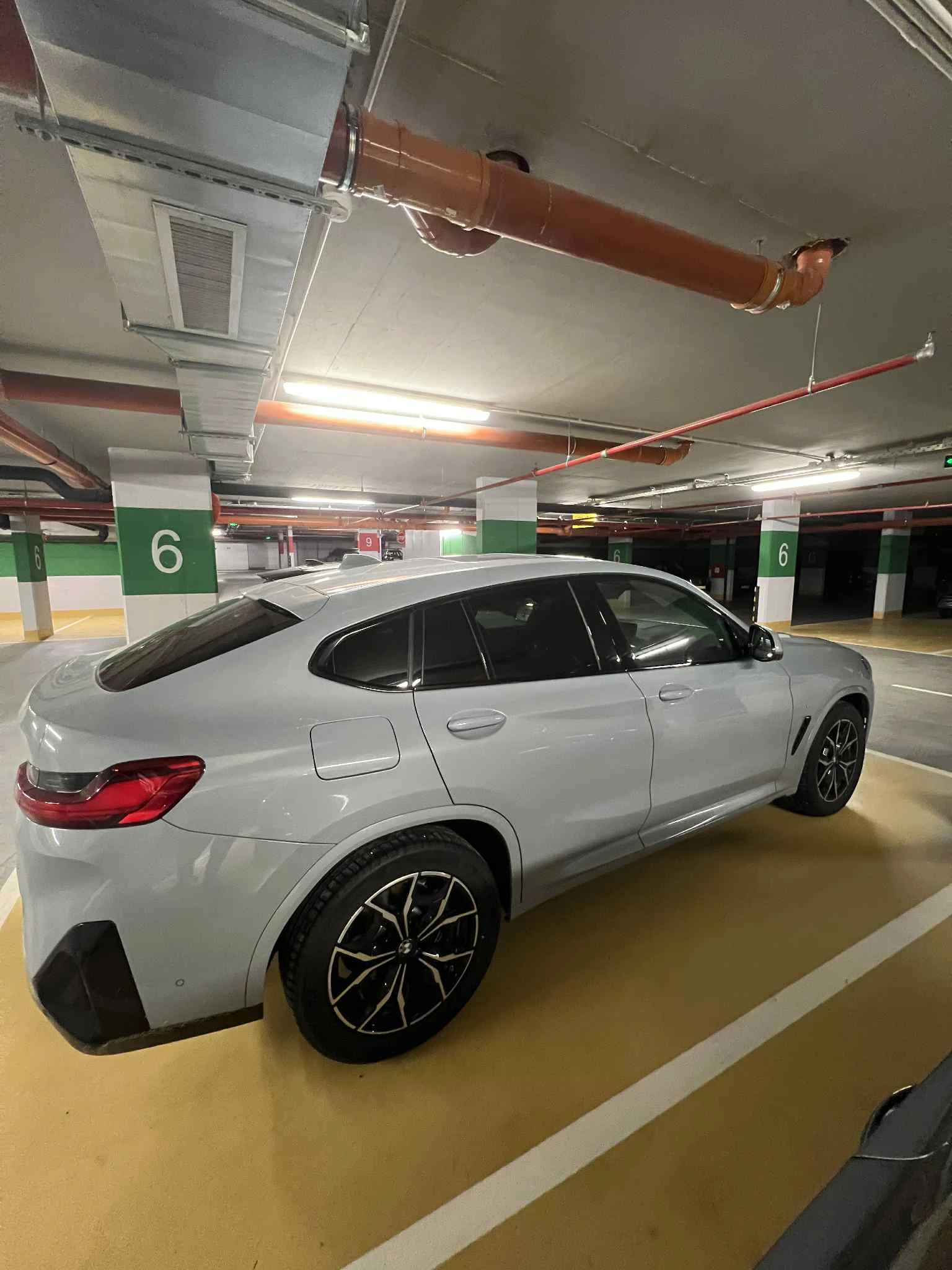 BMW X4 xDrive20i M Sport   2025   8 000 ��   Brooklyn Gre | Mobile.bg � ����������� 4