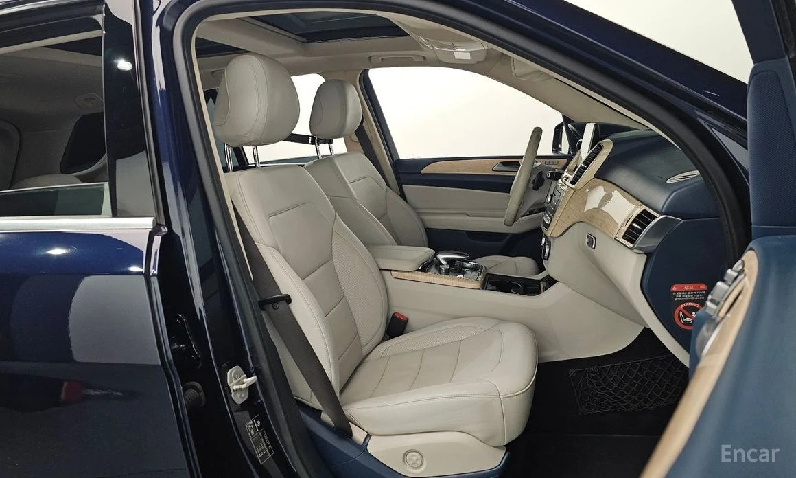 Mercedes-Benz GLE 350, снимка 10 - Автомобили и джипове - 53939848