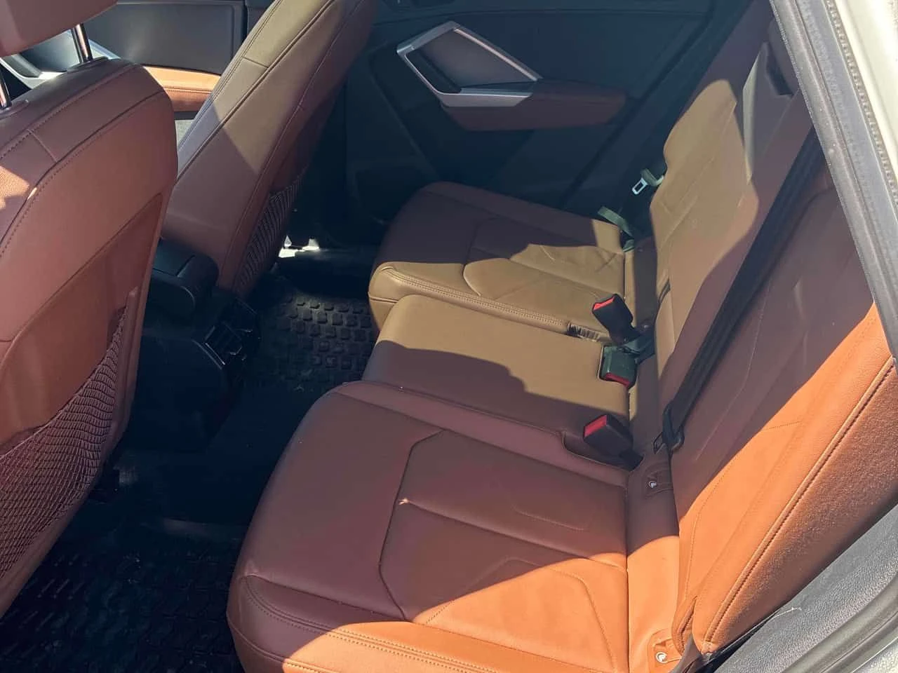 Audi Q3 Komfort/ПОДГРЕВИ/ПАНОРАМА, снимка 10 - Автомобили и джипове - 54230344