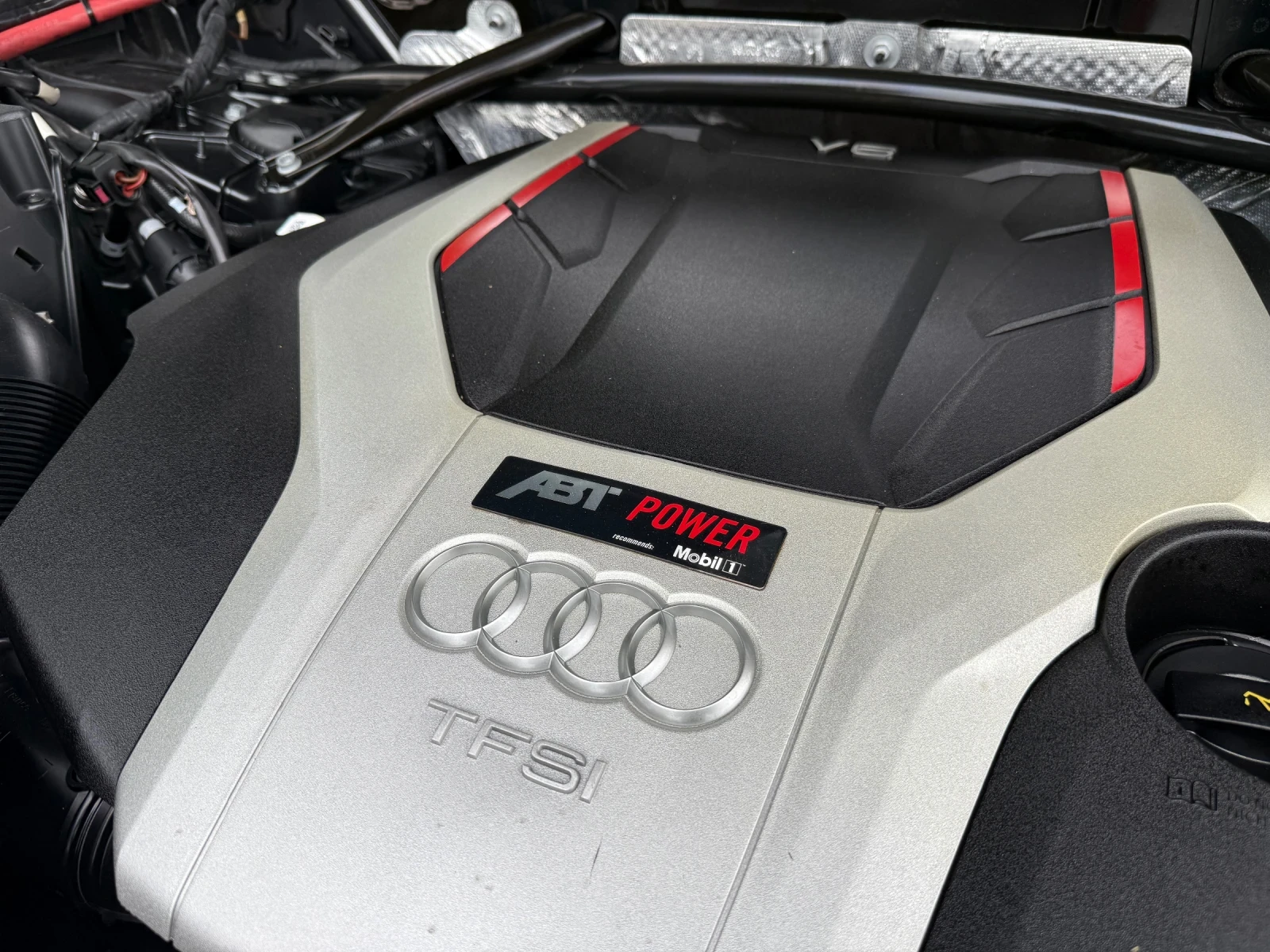 Audi SQ5 Швейцария 136927км !!!, снимка 8 - Автомобили и джипове - 54489315