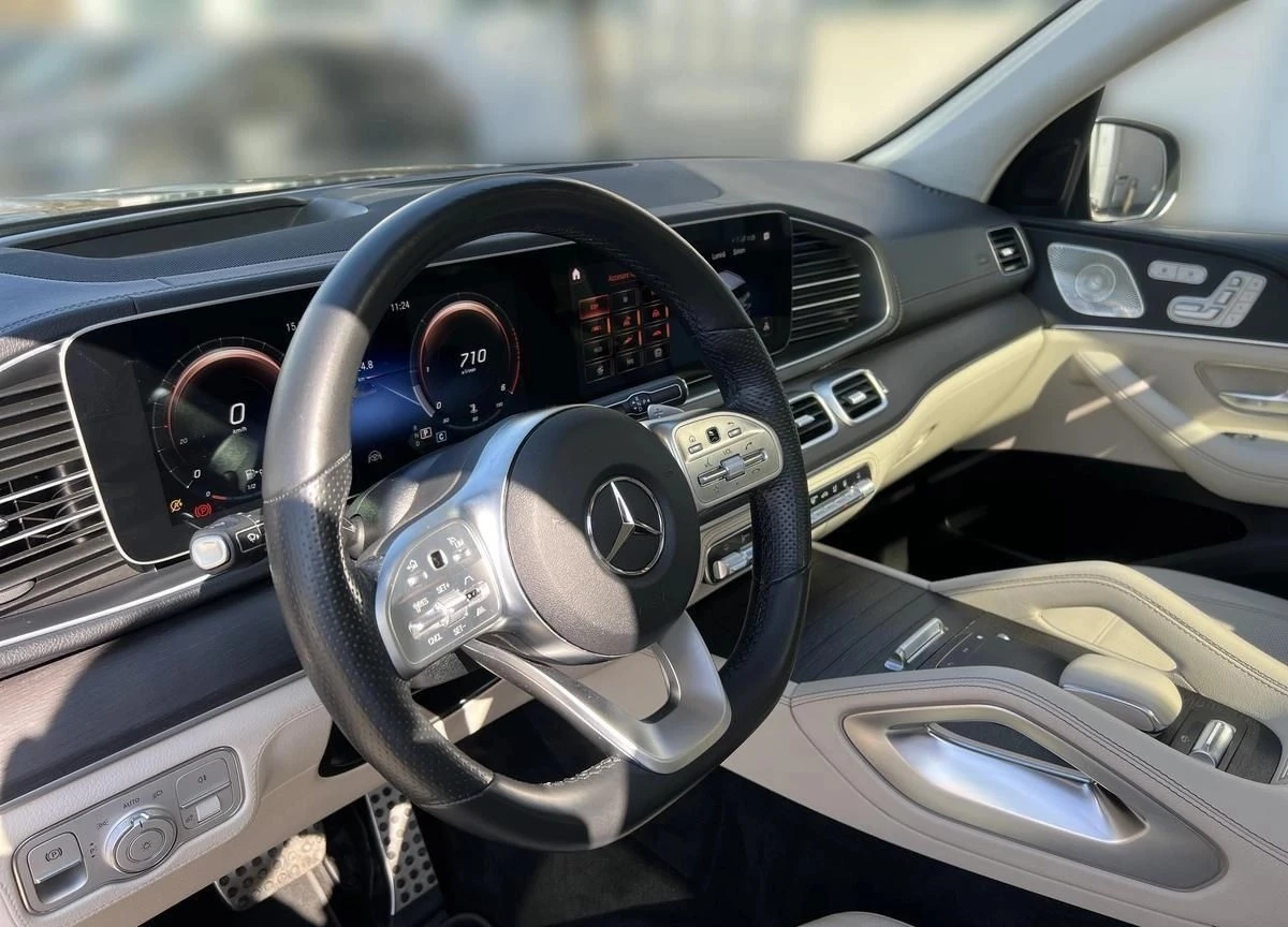 Mercedes-Benz GLS 400 4Matic AMG-Line, снимка 6 - Автомобили и джипове - 54534851