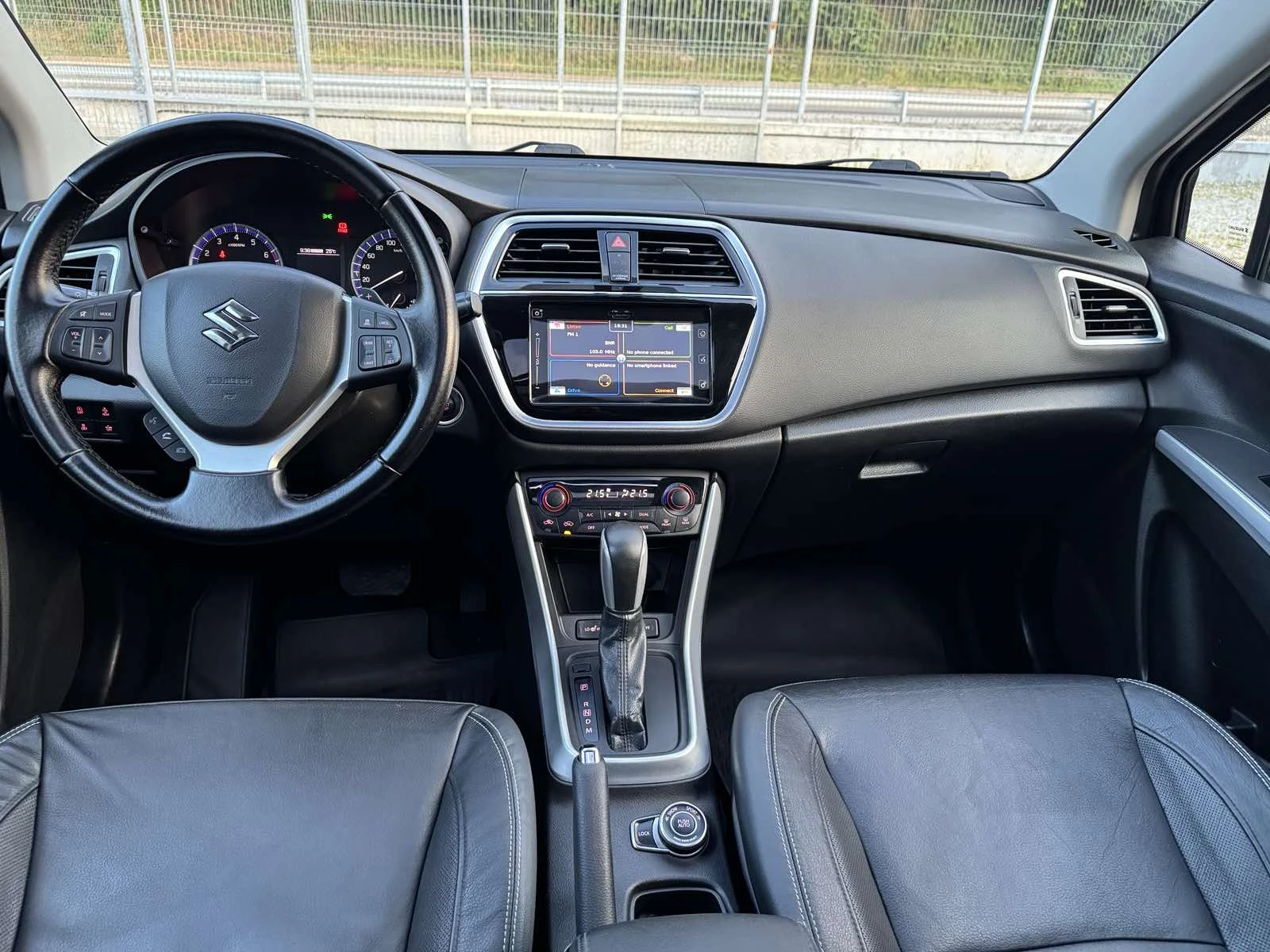 Suzuki SX4 S-Cross 1.4BENZIN* AVTOMAT* PANORAMA* NAVI* EVRO6, снимка 12 - Автомобили и джипове - 54799921