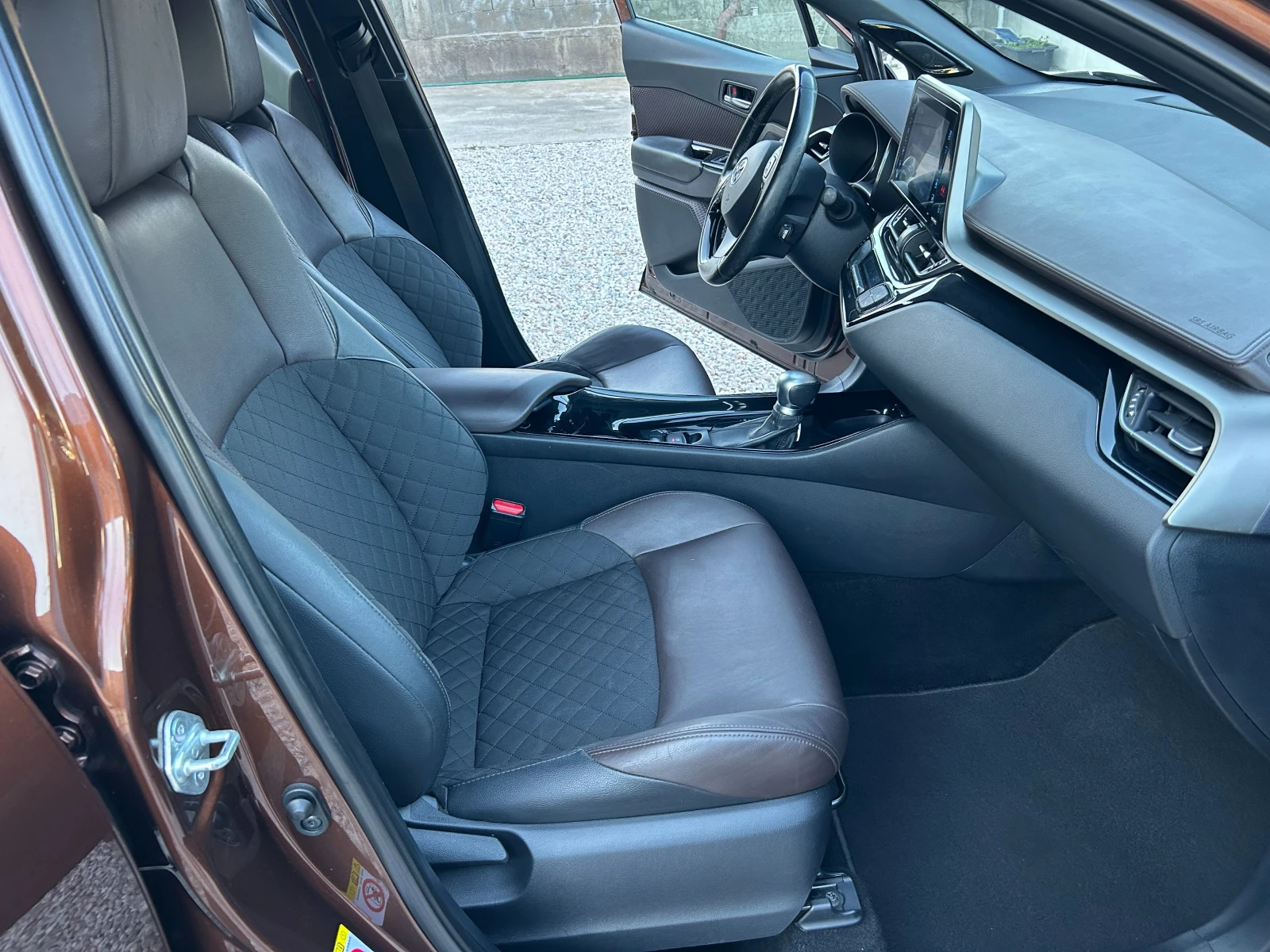 Toyota C-HR АVTOMAT, снимка 9 - Автомобили и джипове - 56074240