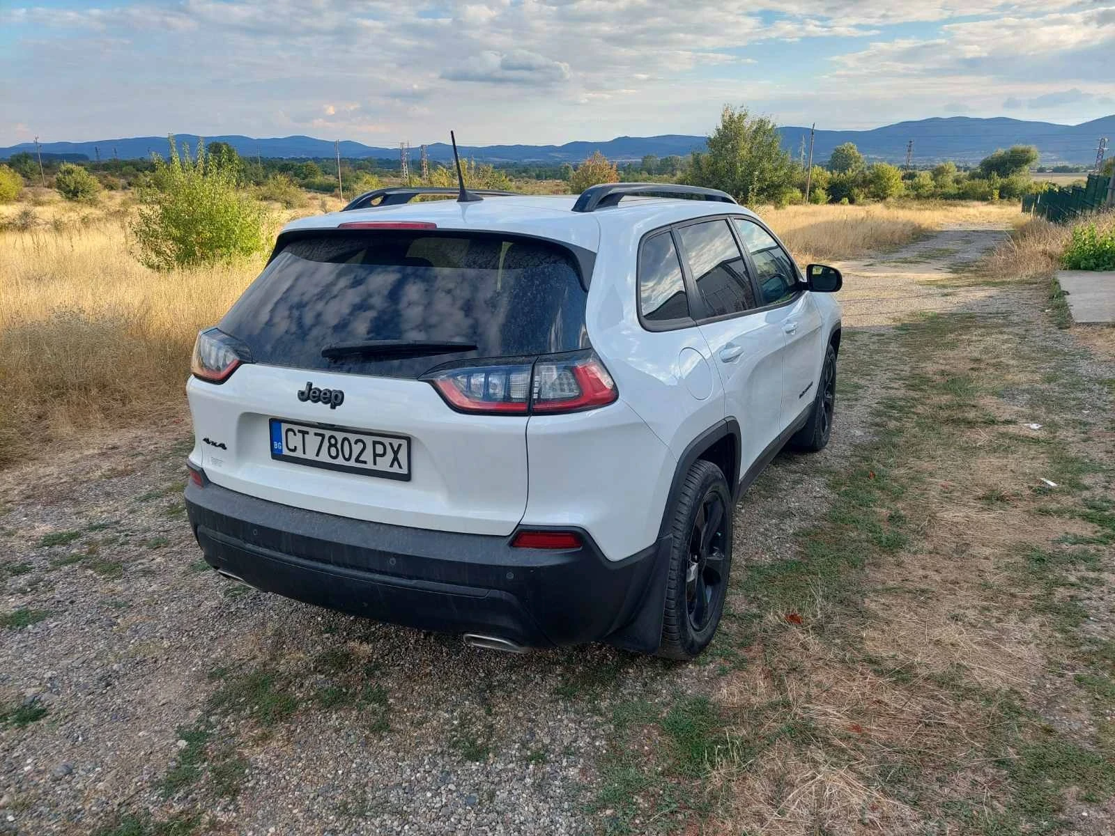 Jeep Cherokee 3.2 GAZ, снимка 3 - Автомобили и джипове - 56245981