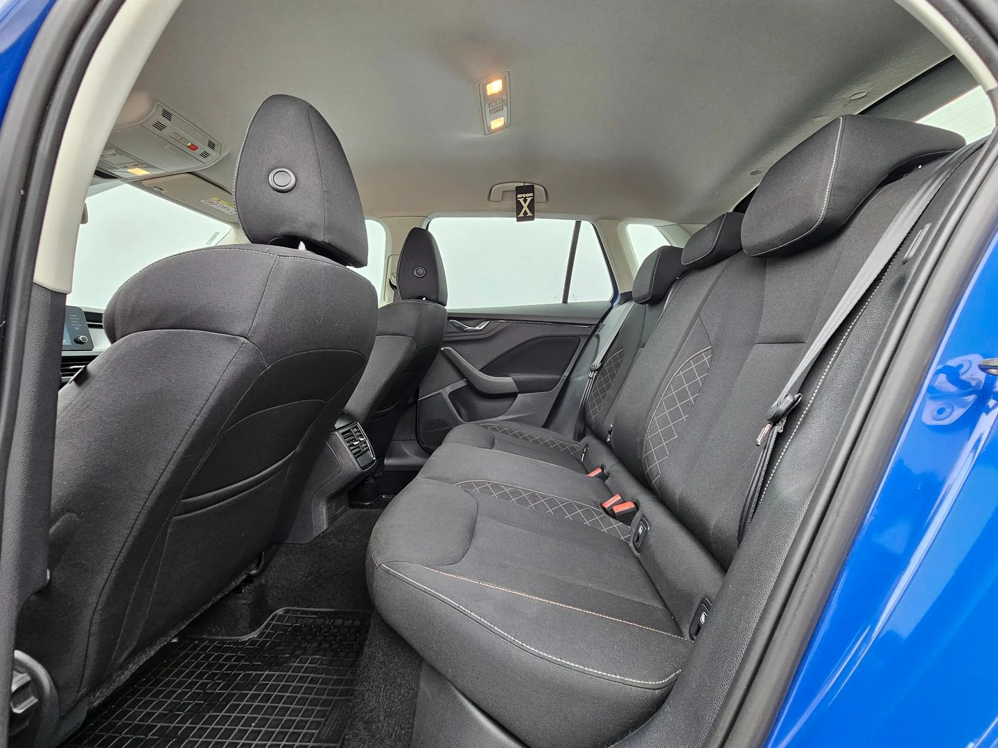 Skoda Kamiq, снимка 5 - Автомобили и джипове - 56633602