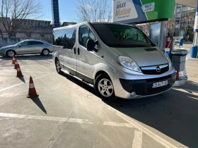 Opel Vivaro 2.5dci 145к.с Автоматик! Печка!, снимка 2