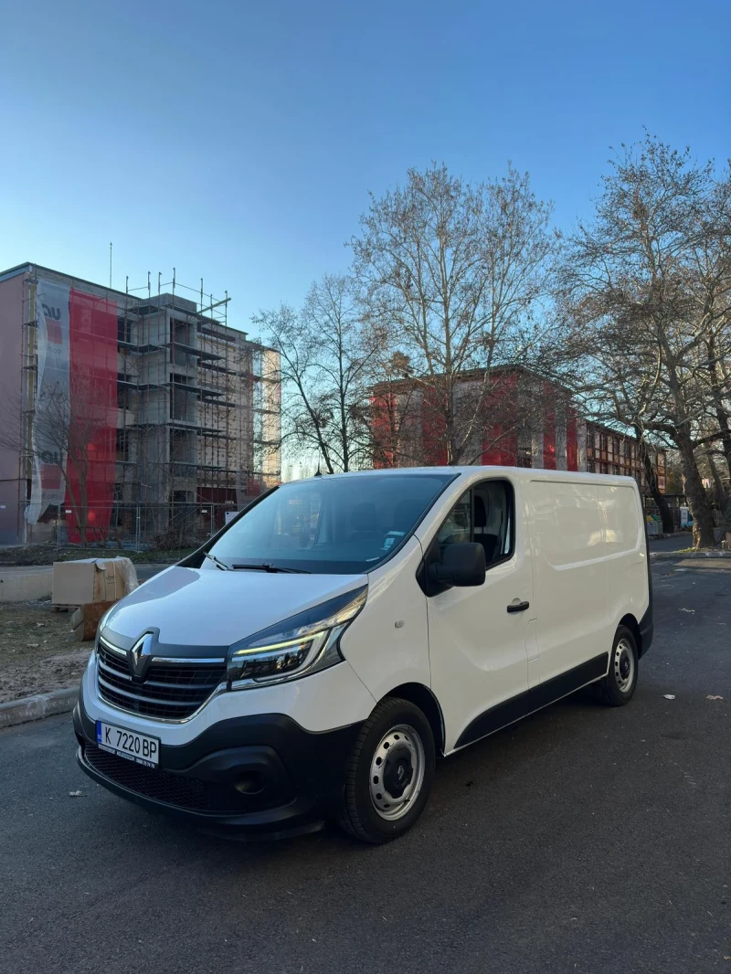 Renault Trafic, снимка 2 - Бусове и автобуси - 48885713