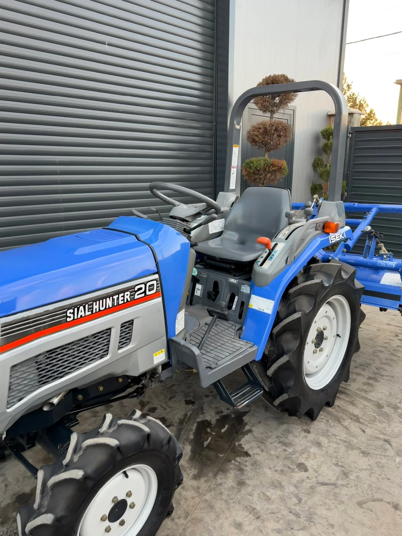 ������� ISEKI TH20 322��. | Mobile.bg � ����������� 5