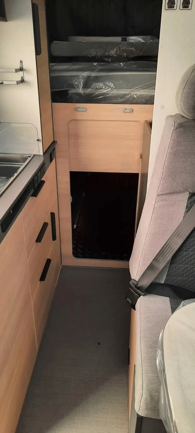 Кемпер Dreamer Fun Camper Sport, снимка 5 - Каравани и кемпери - 52495267