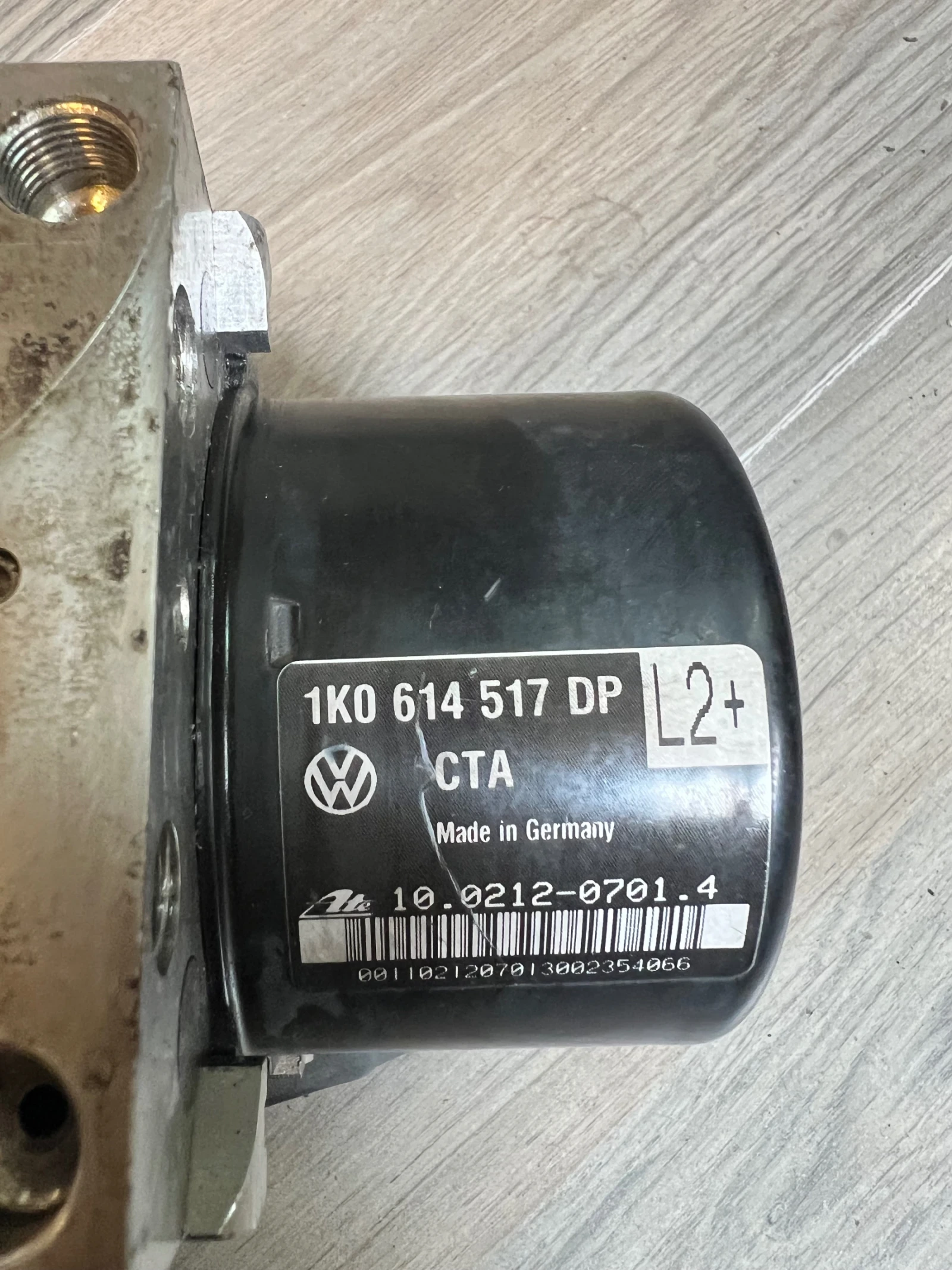 1K0614517DP Ate 10.0212-0701.4 ABS �����  VW TOURAN   1K0 907 379 BL 1K0 614 517 DP  10.0961-0364.3 | Mobile.bg � ����������� 1
