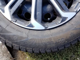 Гуми Зимни 215/60R16, снимка 11