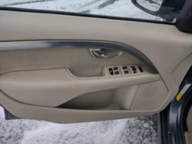 Volvo V70 2, 4 D5 185ps КОЖА, снимка 12