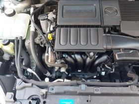 Mazda 3 1.6i 35000km FACELIFT НОВА, снимка 17