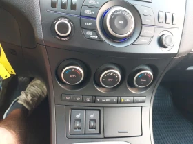 Mazda 3 1.6i 35000km FACELIFT НОВА, снимка 11