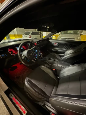 Обява за продажба на Ford Mustang 2.3L EcoBoost + Premium package + Performance pack ~46 000 лв. - изображение 8