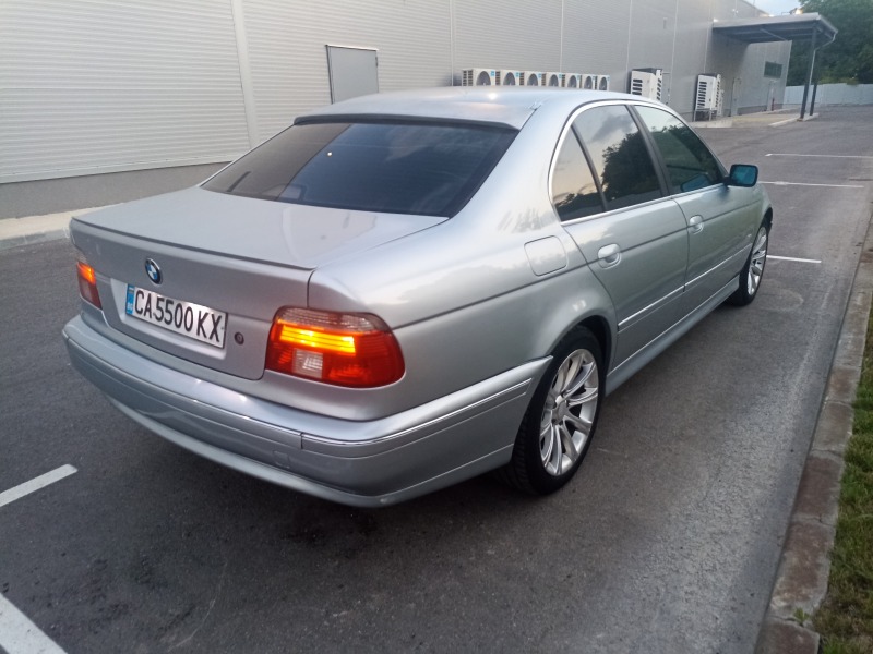 BMW 520, снимка 6 - Автомобили и джипове - 46296004