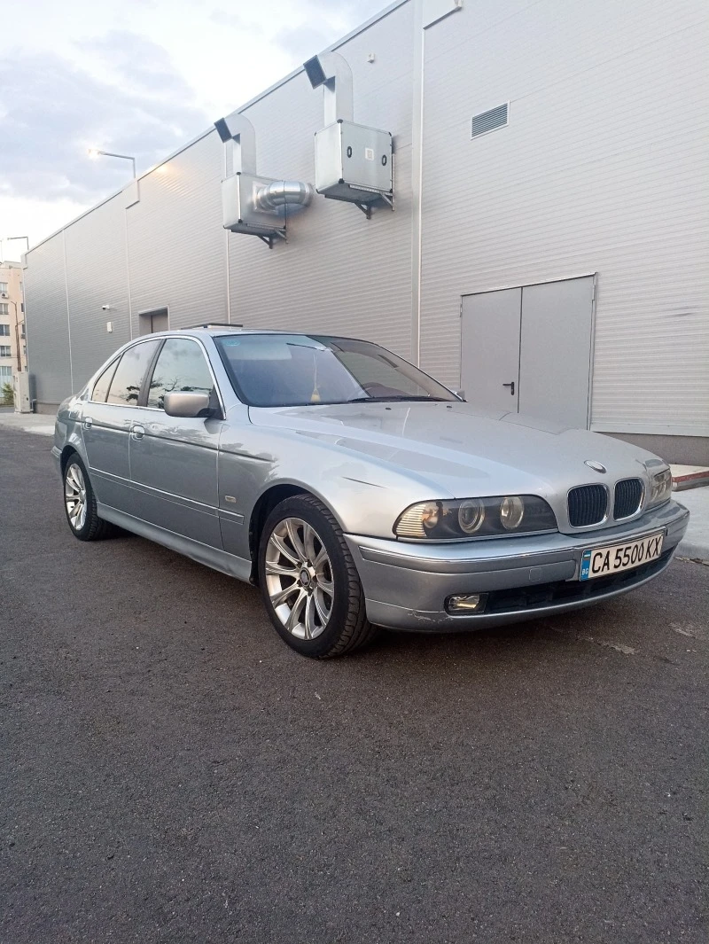 BMW 520, снимка 1 - Автомобили и джипове - 46529819