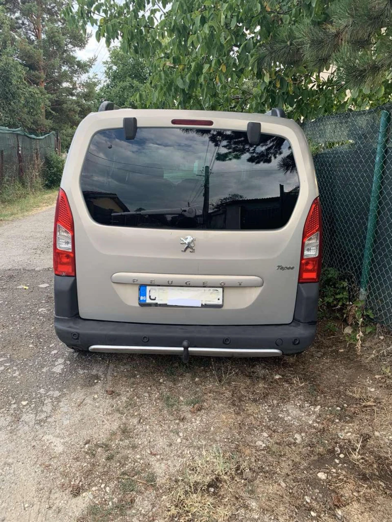 Peugeot Partner, снимка 4 - Автомобили и джипове - 47398370