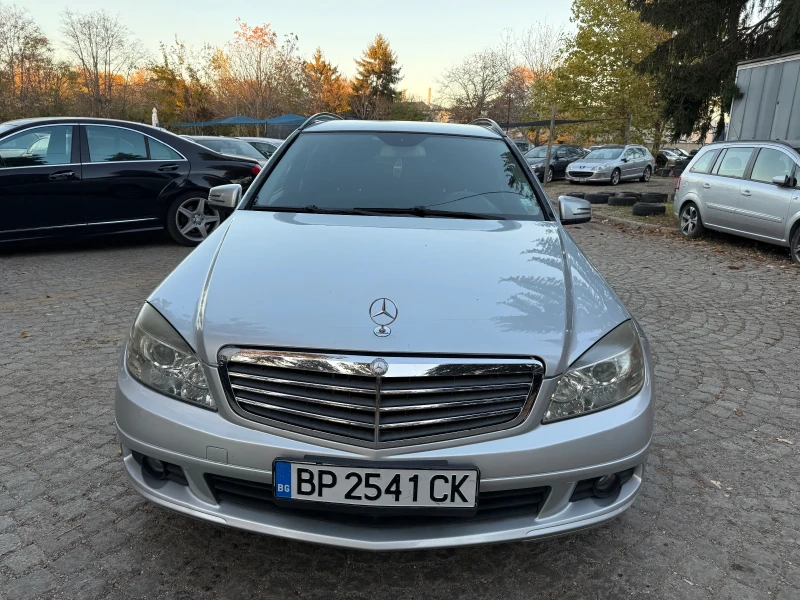 Mercedes-Benz C 220 Автоматик* Oбслужен* Регистриран, снимка 2 - Автомобили и джипове - 47894701