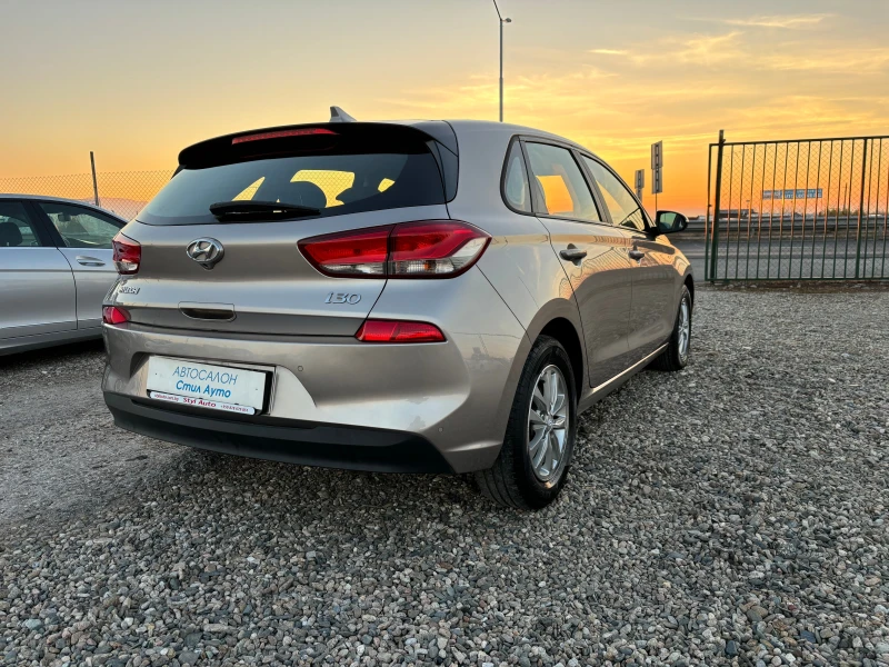 Hyundai I30 1.4 i, снимка 5 - Автомобили и джипове - 48116423