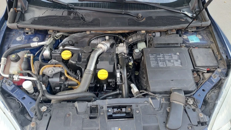 Renault Megane Grandtour, снимка 7 - Автомобили и джипове - 52071423