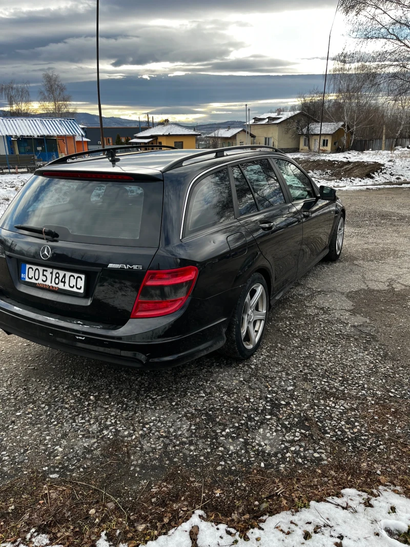 Mercedes-Benz C 220, снимка 5 - Автомобили и джипове - 53044713