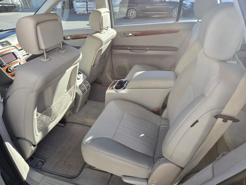 Mercedes-Benz R 320 Long, снимка 11 - Автомобили и джипове - 53085479
