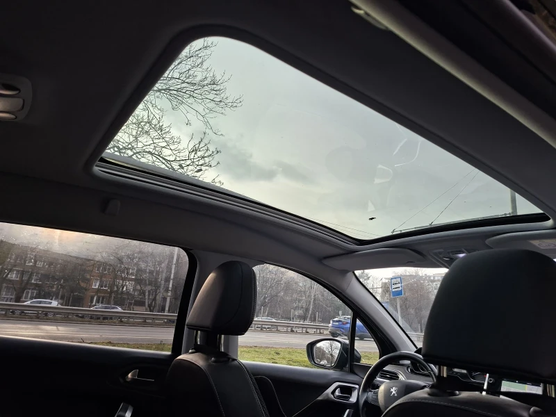 Peugeot 2008, снимка 11 - Автомобили и джипове - 53261076