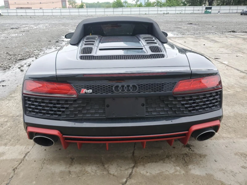 Audi R8 V10* 562кс* 406Нм* Bang&Olufsen* DIGITAL* , снимка 6 - Автомобили и джипове - 53260764
