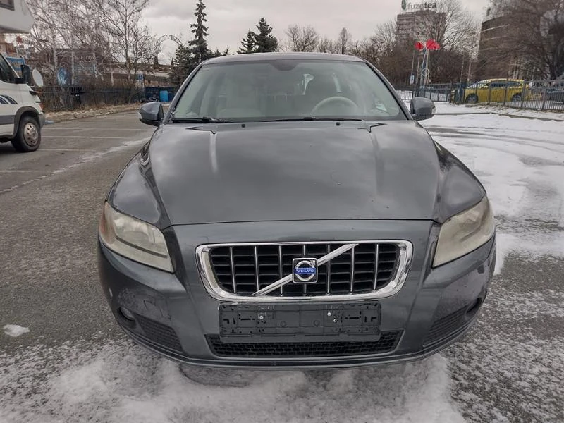 Volvo V70 2,4 D5 185ps КОЖА - изображение 3