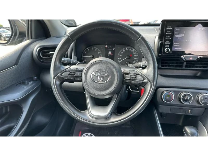 Toyota Yaris YARIS 1.5 AT FANCY - изображение 9