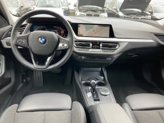 BMW 120 d/xDrive/190HP/NAVI/HUD/MEMORY/LED/CAM/KLESS/750f - изображение 8