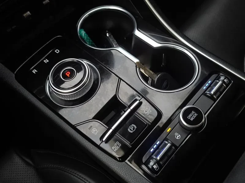 Kia K5 2.0 Prestige, снимка 9 - Автомобили и джипове - 55706888