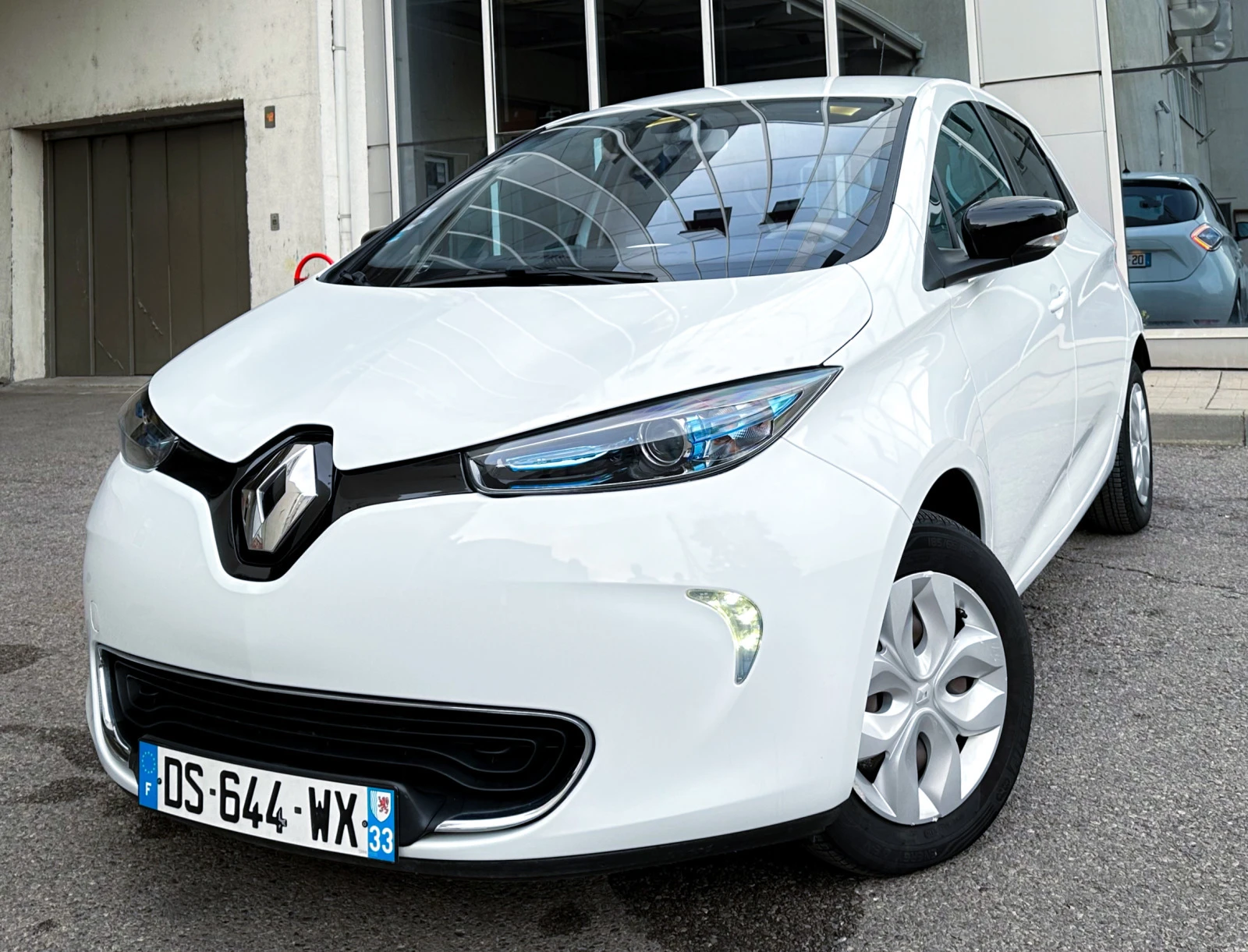 Renault Zoe 40 000км - изображение 6