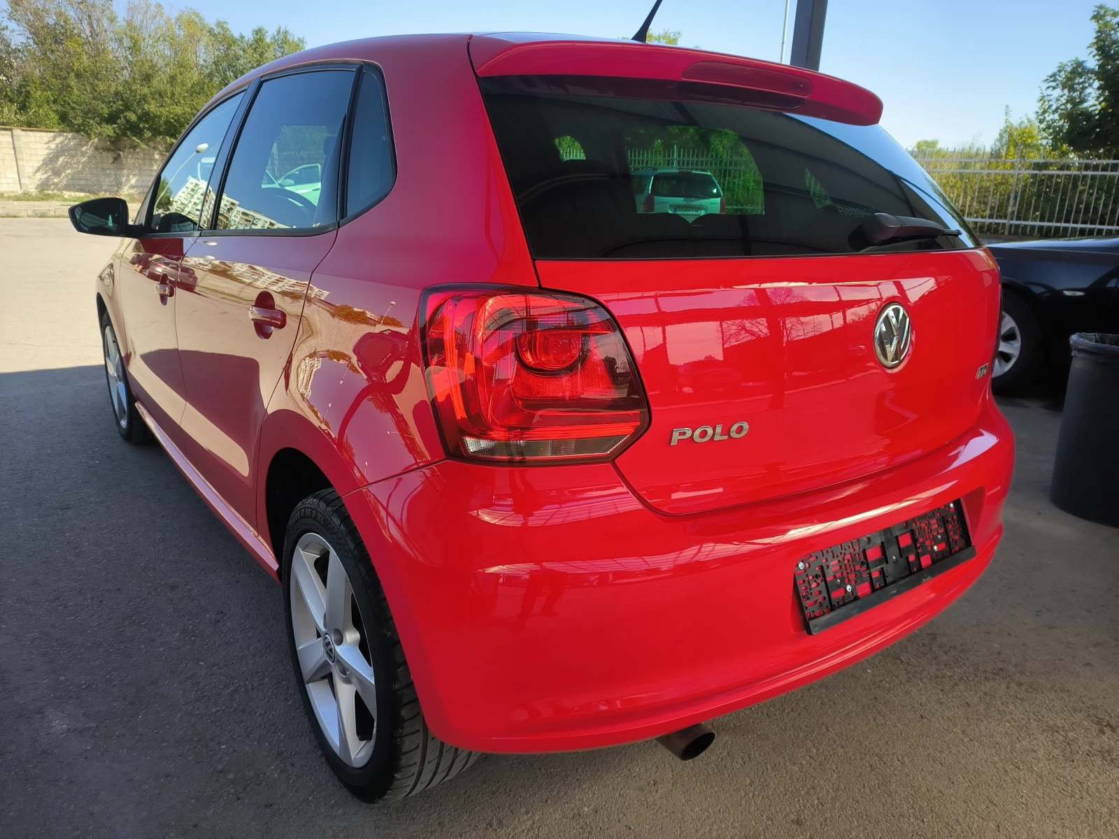 VW Polo 1.6TDI AUTOMATIC 90ks. - изображение 4