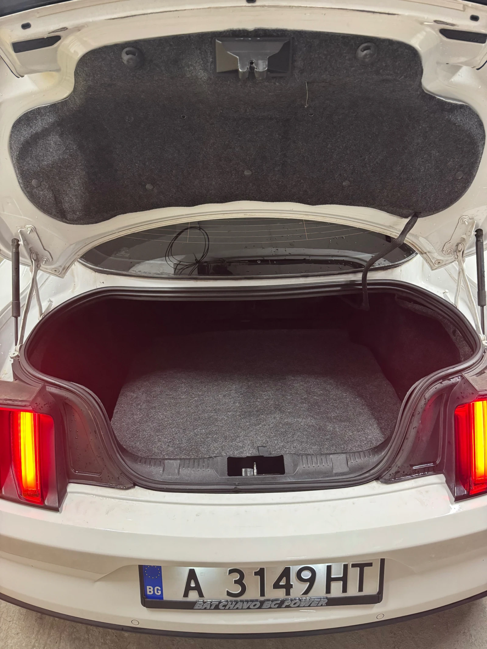 Ford Mustang 2.3L EcoBoost + Premium package + Performance pack - изображение 7