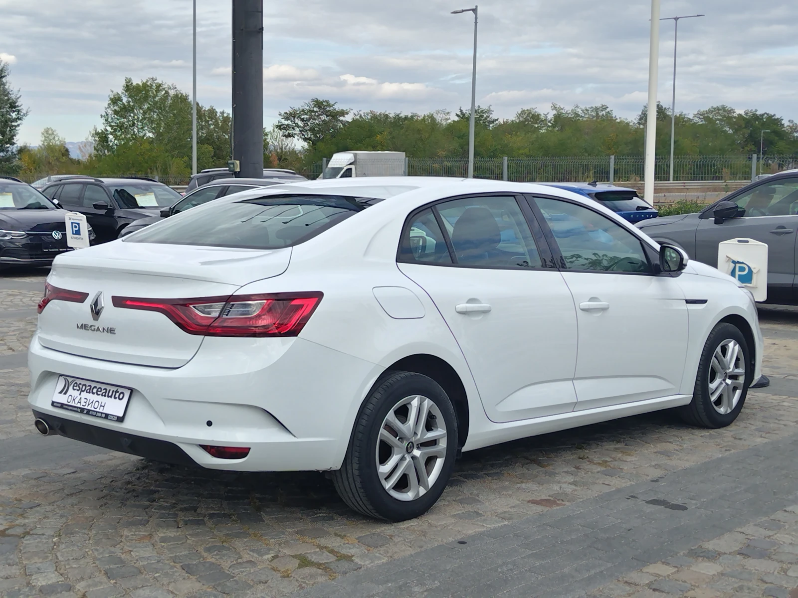 Renault Megane 1.3TCe 140 �.�./Life | Mobile.bg � ����������� 5