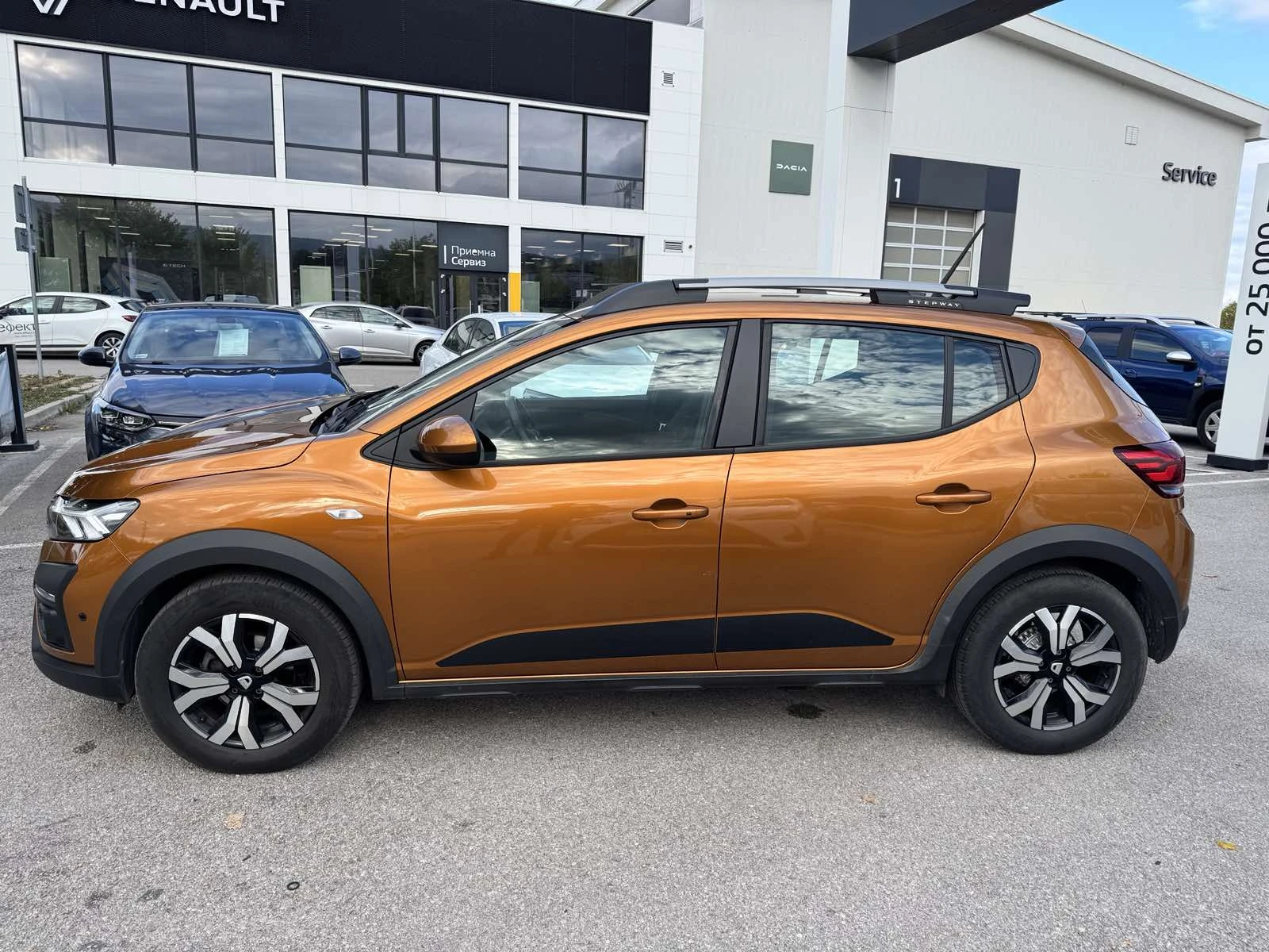 Dacia Sandero STEPWAY 1.0TCe 90k.c. - изображение 3