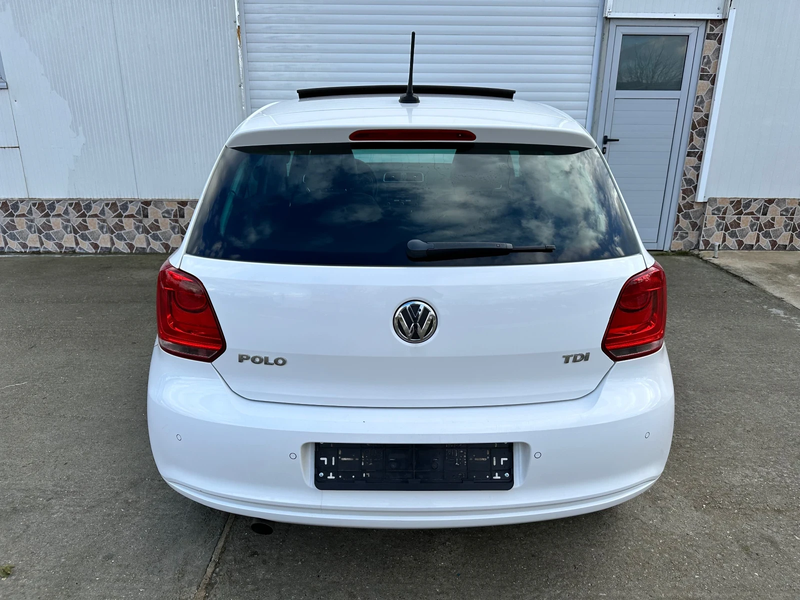 VW Polo 1.6TDI LED* Panorama* Alcantara*  | Mobile.bg � ����������� 16