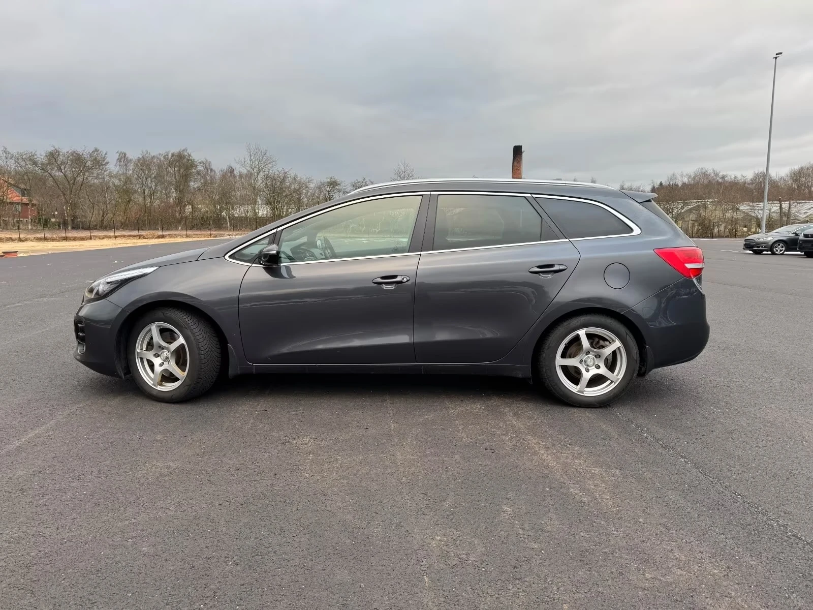 Kia Ceed GT 1.6CRDi DCT Sport 136PS DK - изображение 5