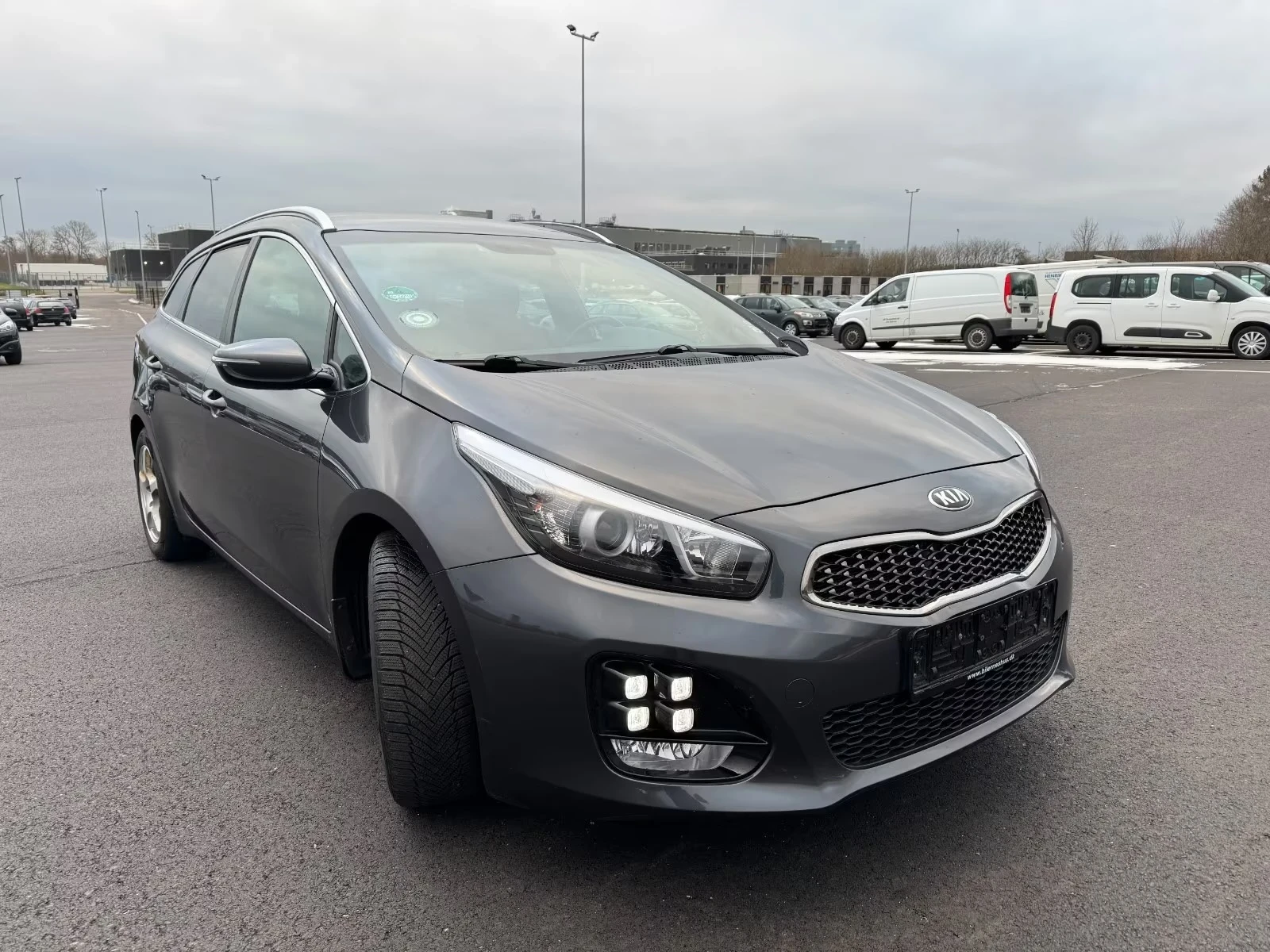 Kia Ceed GT 1.6CRDi DCT Sport 136PS DK - изображение 2
