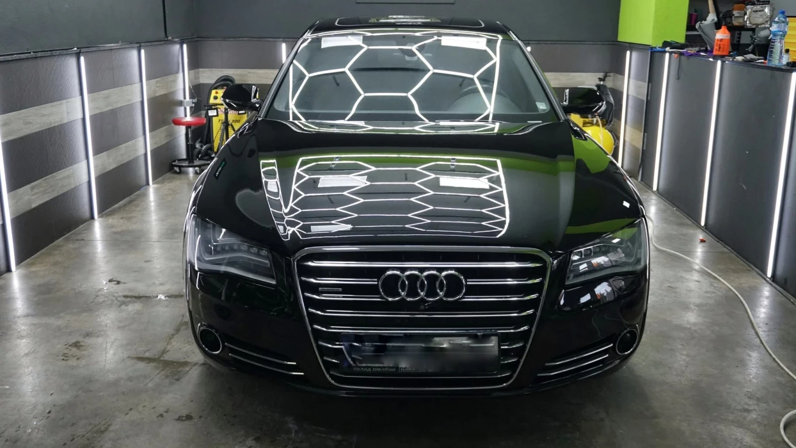 Audi A8 4.0 TFSI - изображение 10