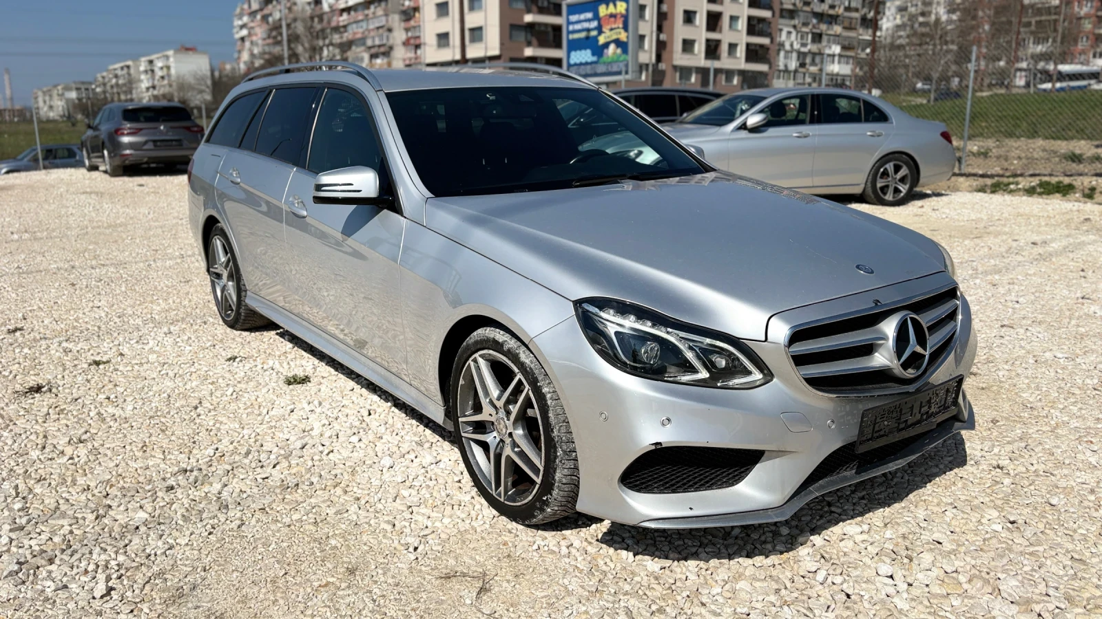 Mercedes-Benz E 250, снимка 4 - Автомобили и джипове - 53745175