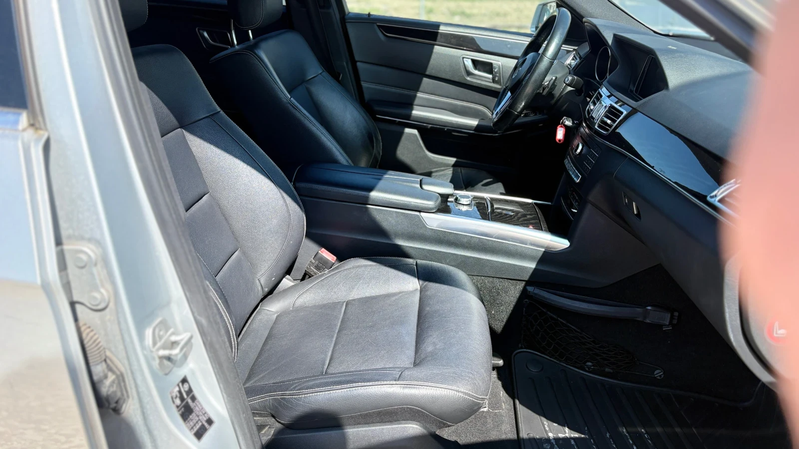 Mercedes-Benz E 250, снимка 9 - Автомобили и джипове - 53745175