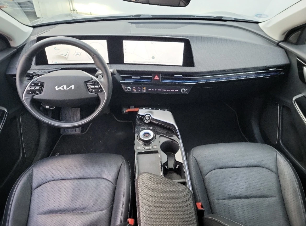 Kia EV6 Plus 77.4kWh RWD/MERIDIAN/CAM/DISTRONIC/KEYLESS/, снимка 5 - Автомобили и джипове - 54070404