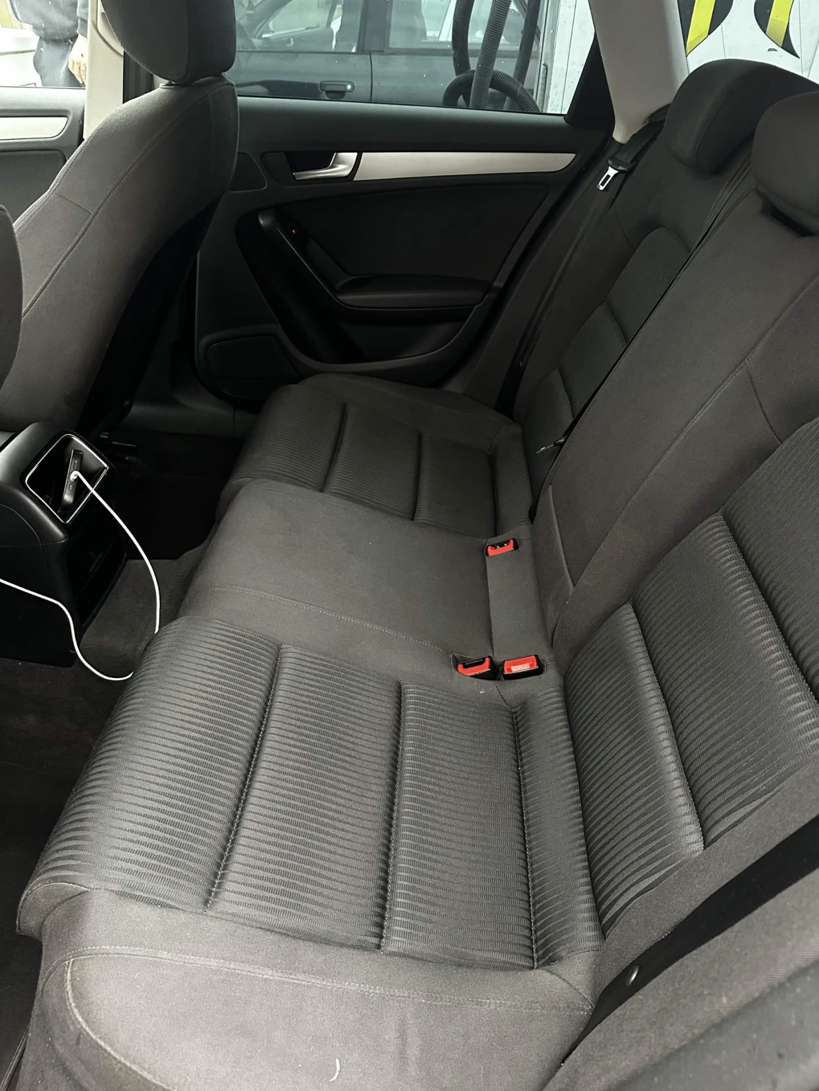 Audi A4 2.0tdi CAGA 4x4, снимка 9 - Автомобили и джипове - 54176299